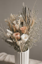 Load image into Gallery viewer, Delicate Beauty