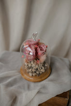 Load image into Gallery viewer, Romantic pink preserved roses gift for her