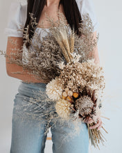 Load image into Gallery viewer, Dahlia