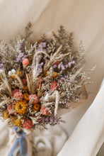 Load image into Gallery viewer, Strawflowers