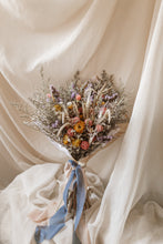 Load image into Gallery viewer, Strawflowers