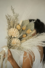 Load image into Gallery viewer, Beautiful in White